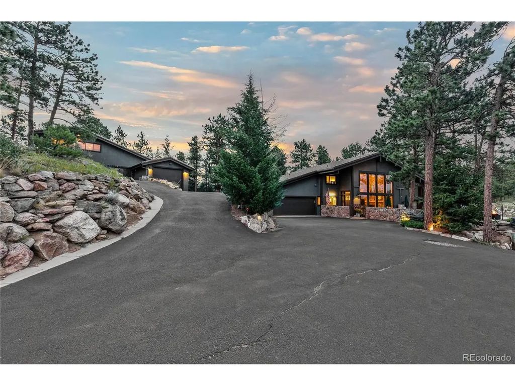 33077 Alta Vista Dr, Evergreen