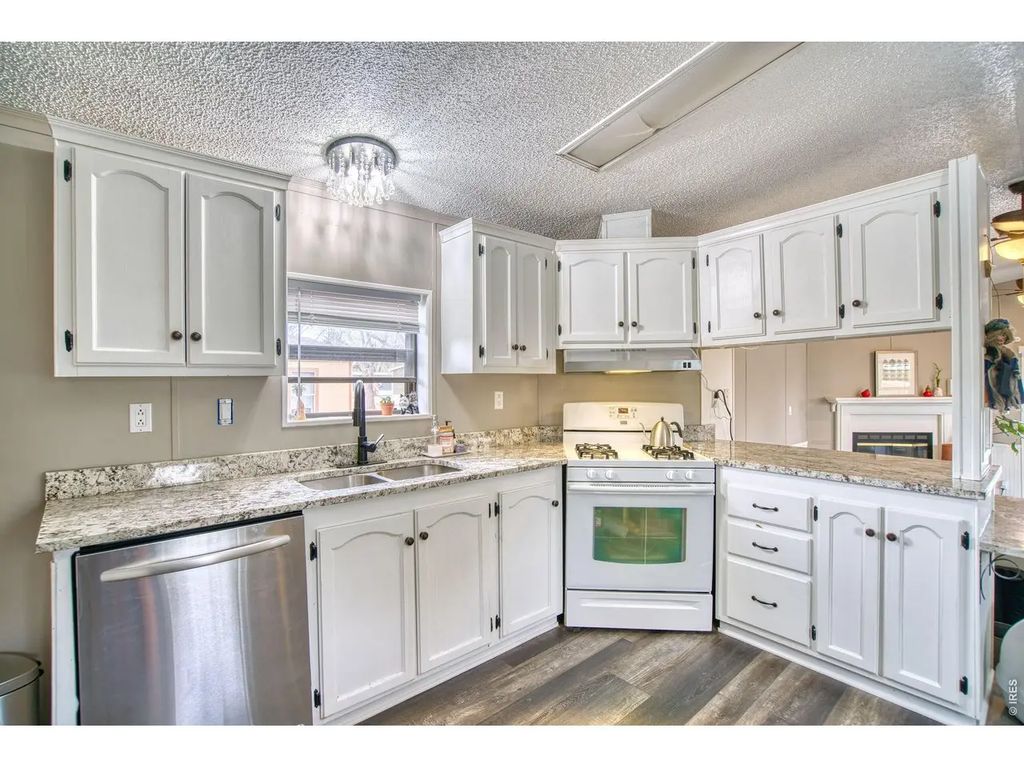 5775 Sunnybrook Ct 28, Loveland