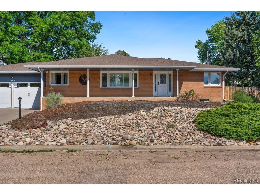 1304 Pine St, Loveland