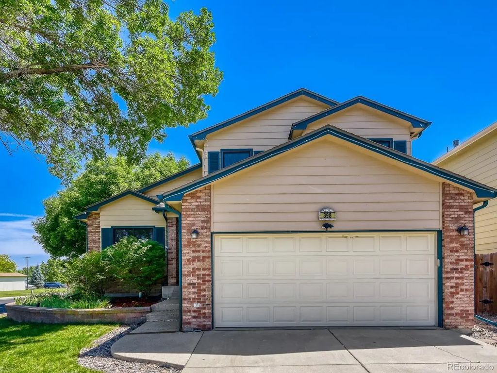 398 Pin Oak Dr, Loveland