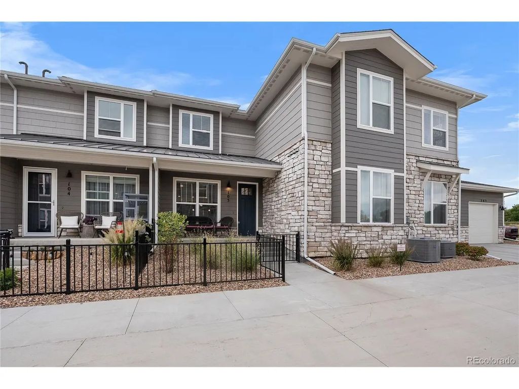 350 High Point Dr C103, Longmont