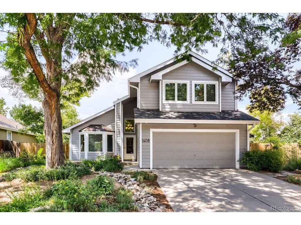 1608 Alcott St, Fort Collins