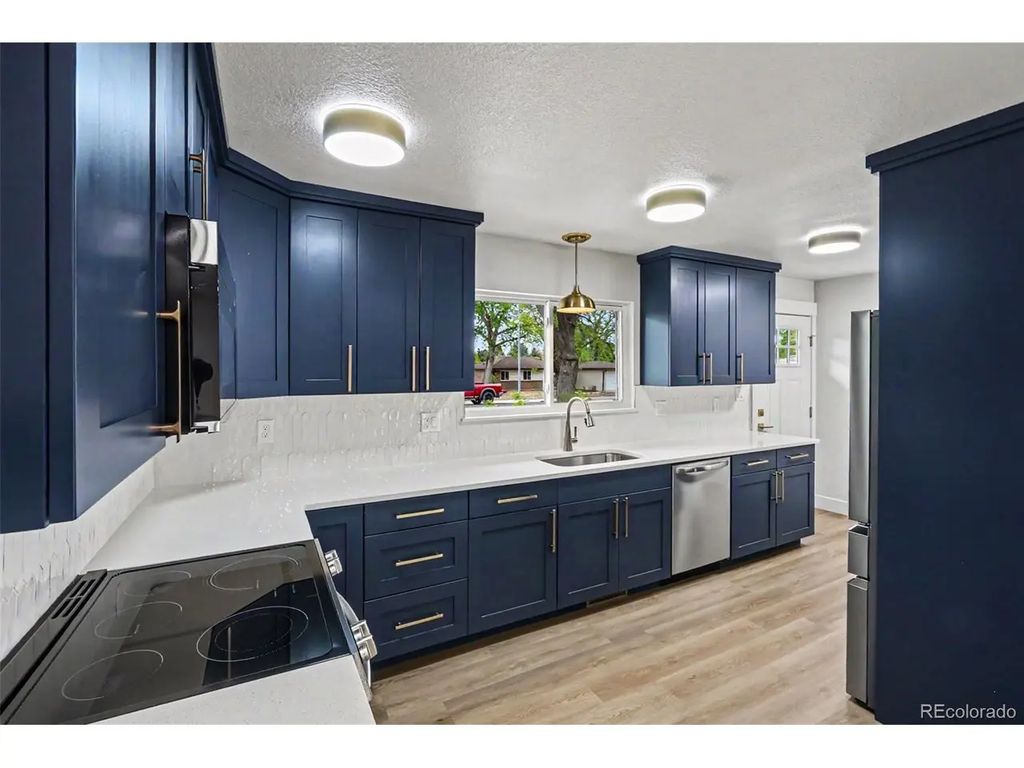 809 Gallup Rd, Fort Collins