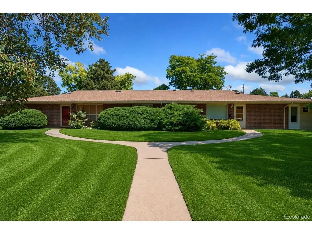 412 E Thunderbird Dr, Fort Collins