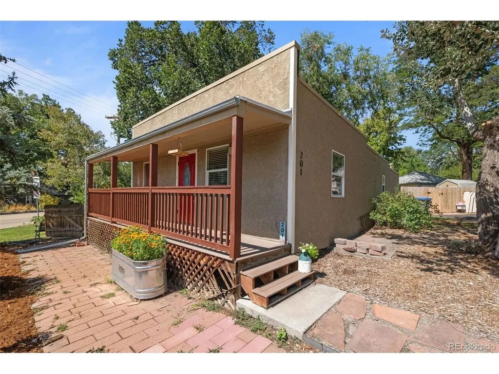 201 Pratt St, Longmont