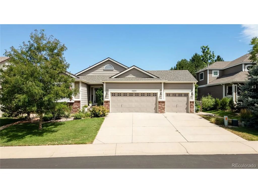 1625 Pintail Ct, Johnstown