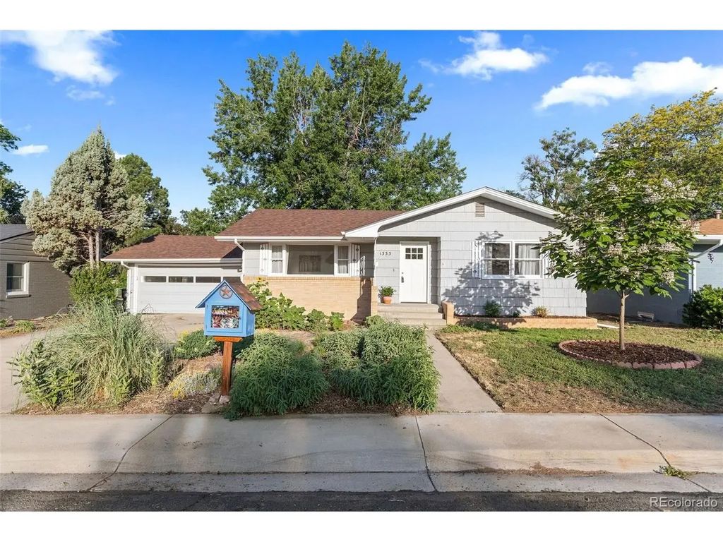 1333 Lincoln St, Longmont