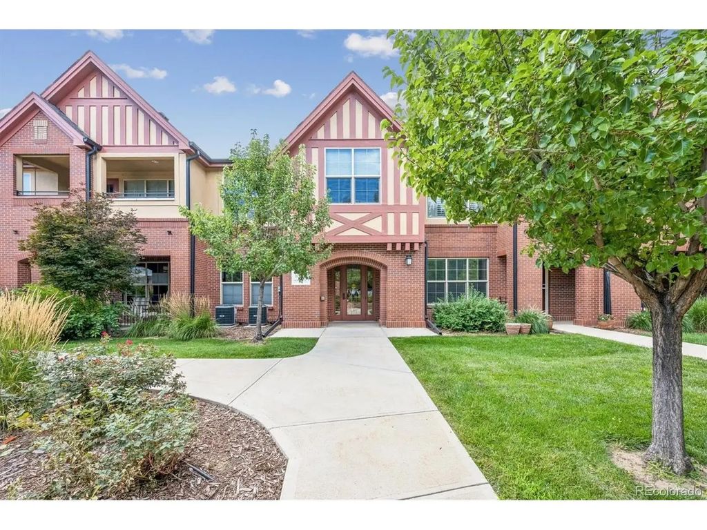 1379 Charles Dr D-d5, Longmont