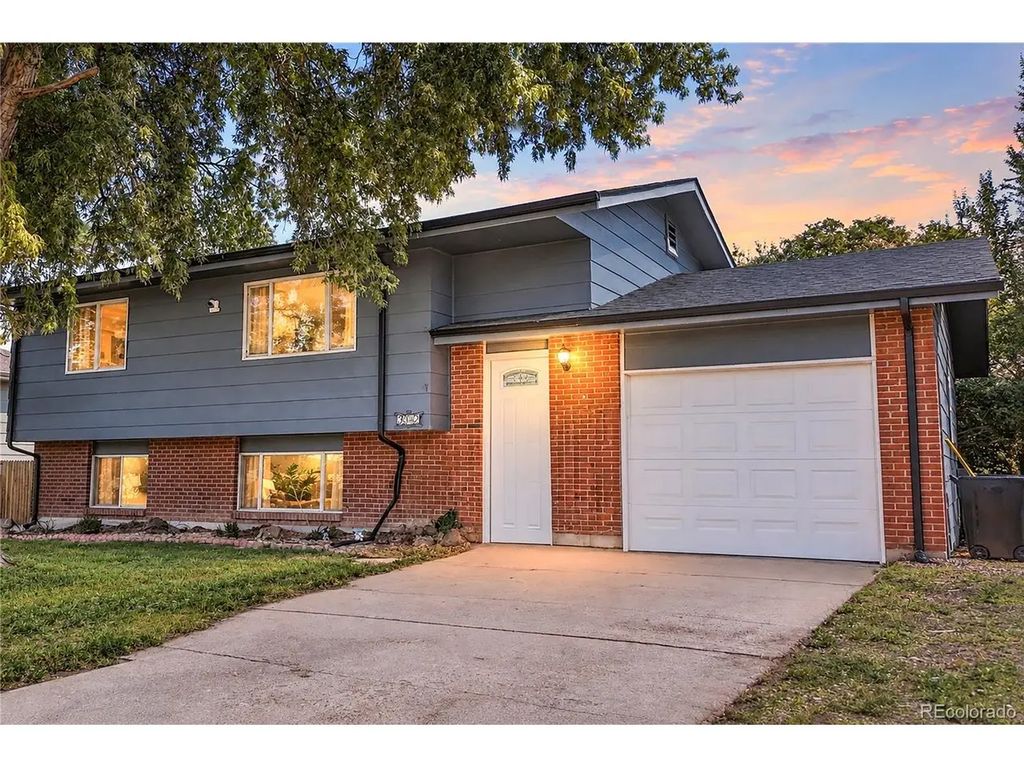 2342 33rd Ave, Greeley