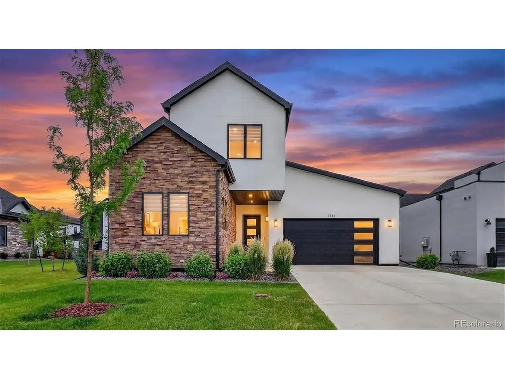 1751 Barefoot Dr, Windsor