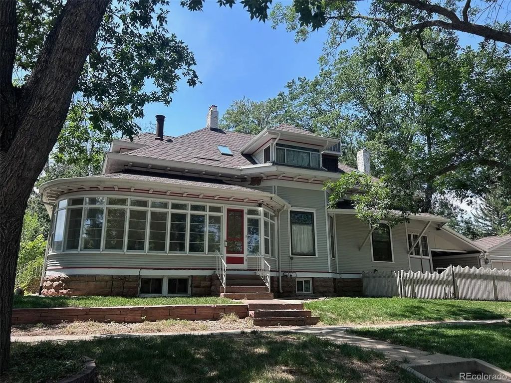 1102 3rd Ave, Longmont