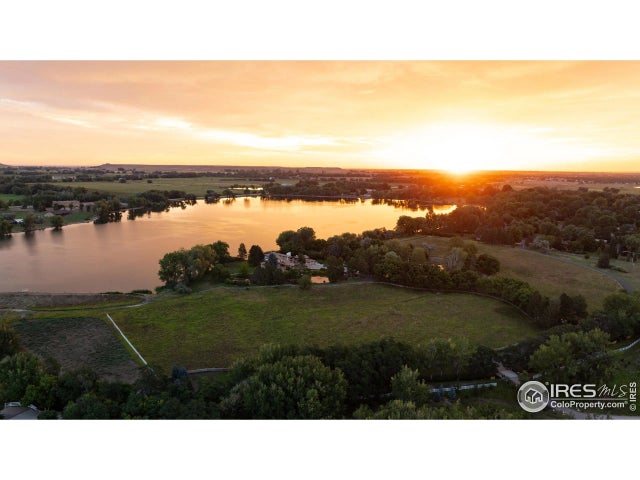 7007 Rozena Dr, Longmont