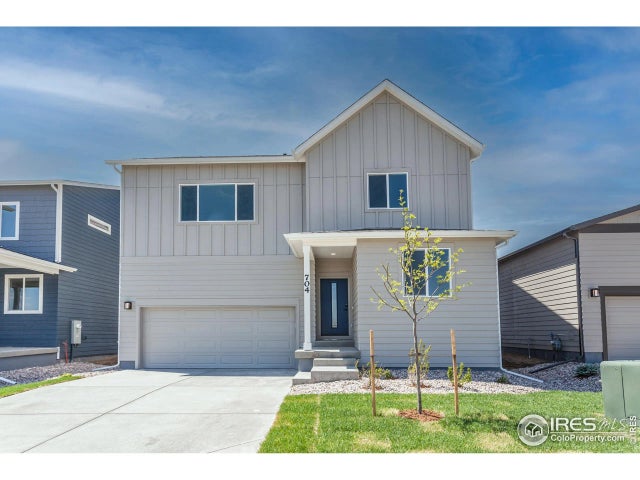 704 Galloway Dr, Johnstown