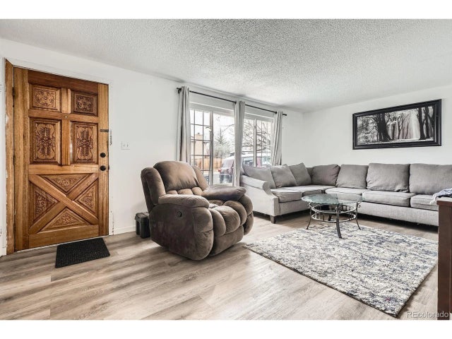 147 Dawson Pl, Longmont