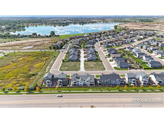 293 Turnberry Dr, Windsor