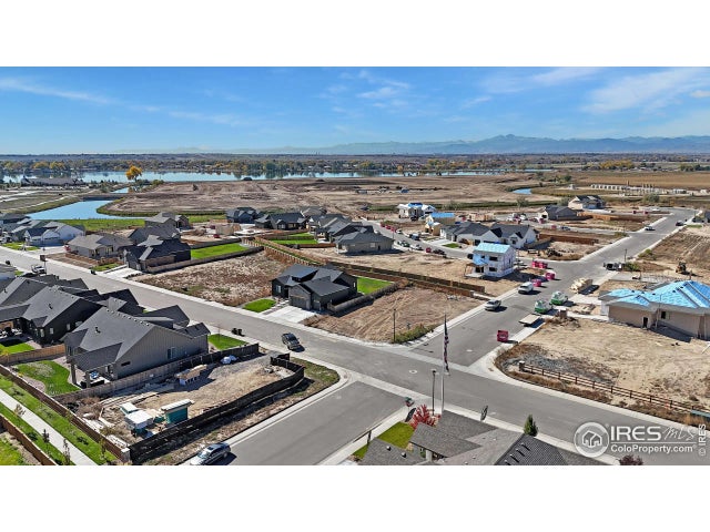 862 Clydesdale Dr, Windsor