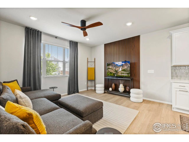 239 E 4th St, Berthoud