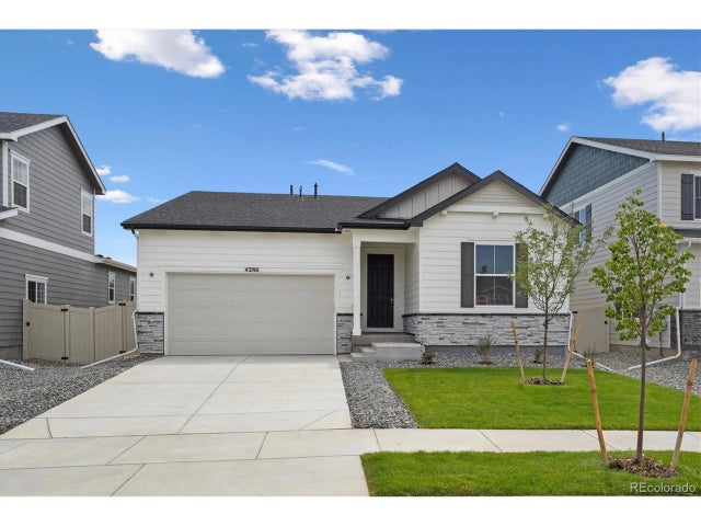 4286 Graywood Dr, Johnstown