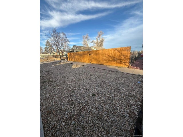 118 N 9th Ave, Greeley