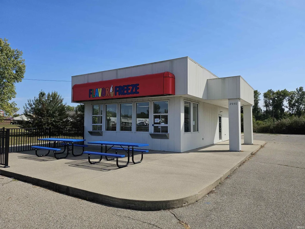 2950 Frontage Road, Warsaw