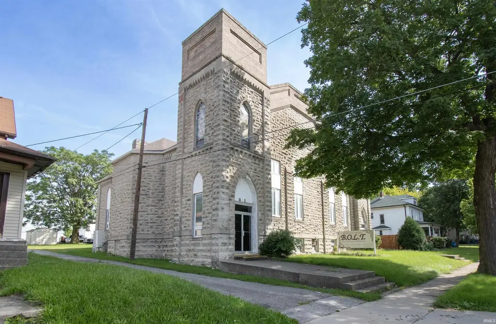 321 E Mitchell Street, Kendallville