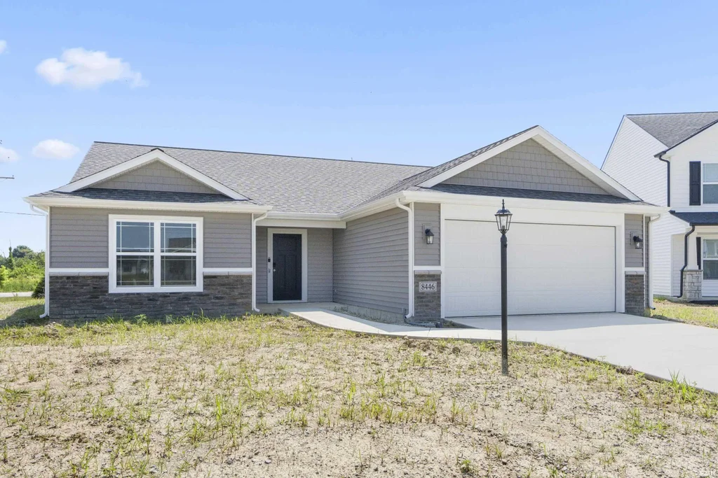 8446 Kenny Court, Fort Wayne