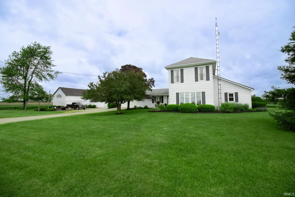 6064 E 300 N, Union City