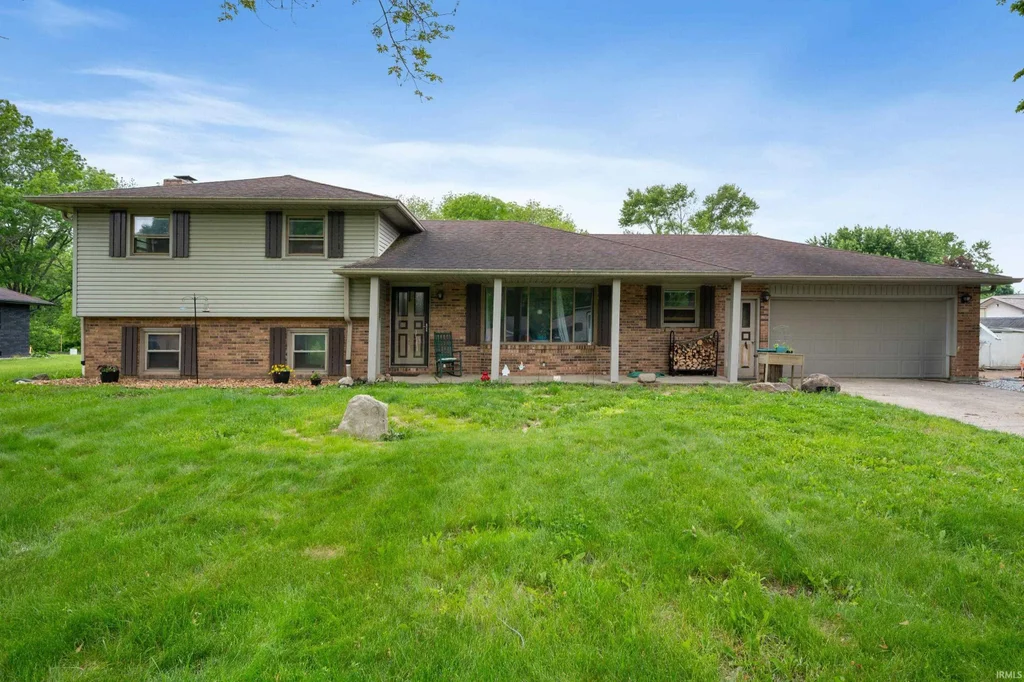 5631 N Olivia Drive, Alexandria