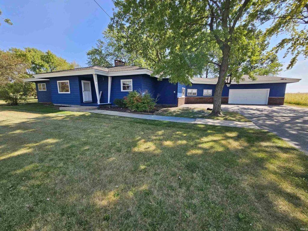 415 W Us Highway 24, Wolcott