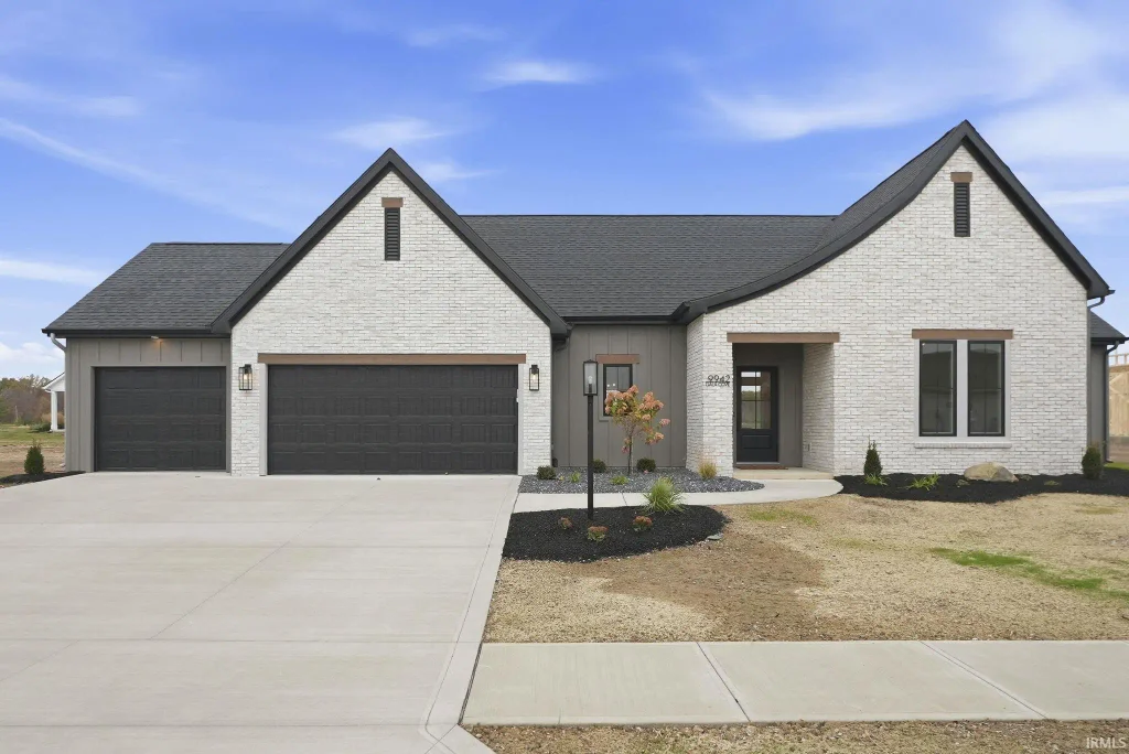9942 Gala Cove, Fort Wayne