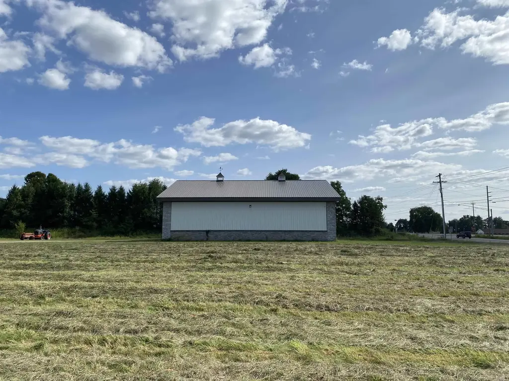 8878 Pine Road, Plymouth