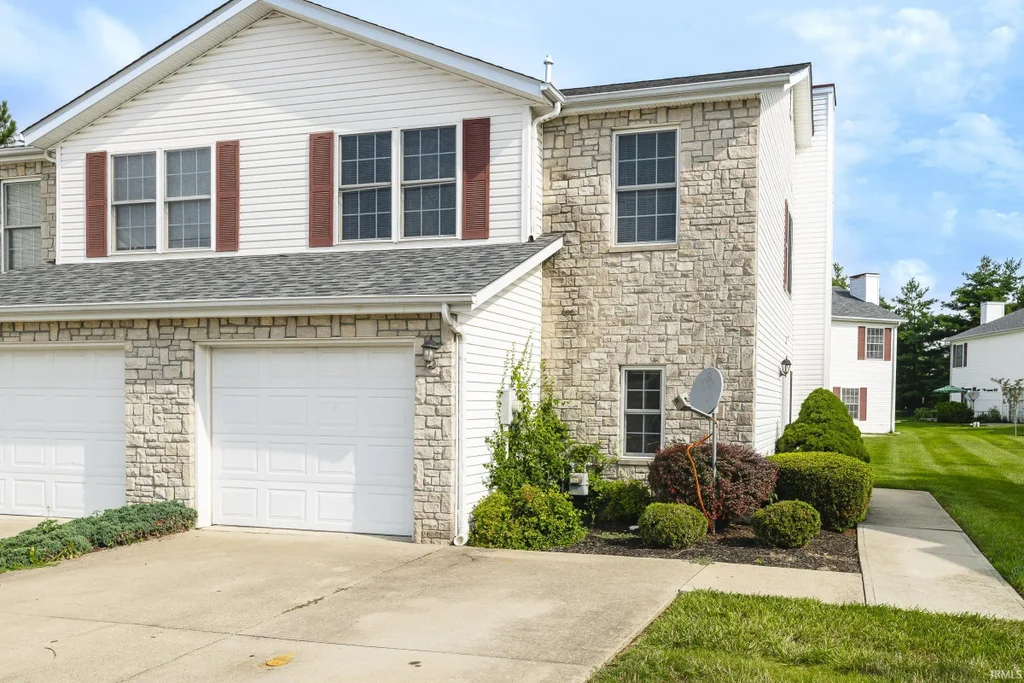2624 E Oaklawn Court, Bloomington