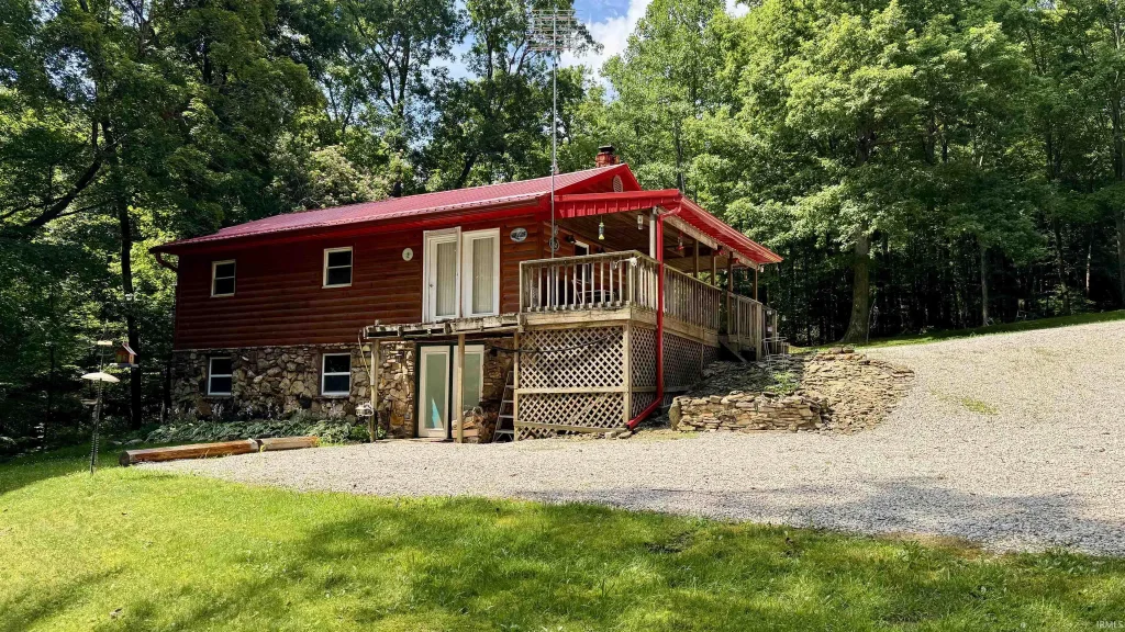 12015 Us Hwy 150, Shoals