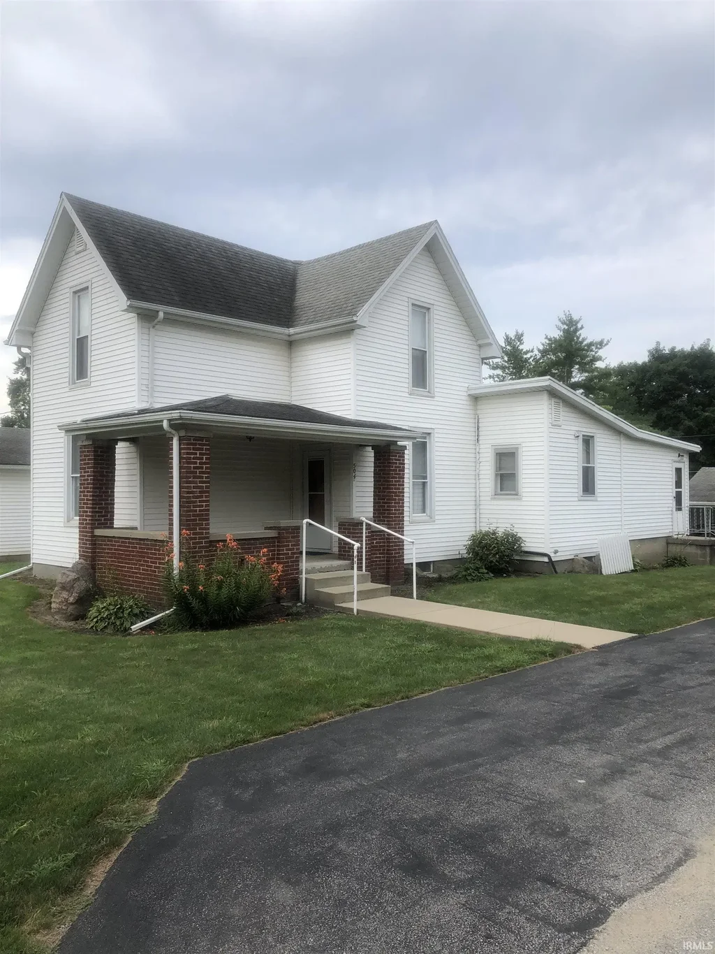 504 Funk Street, Mulberry