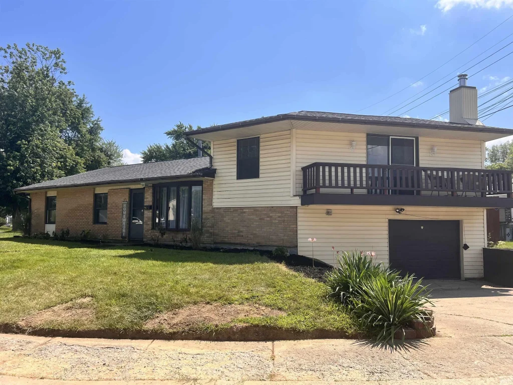 901 Southlea Drive, Lafayette