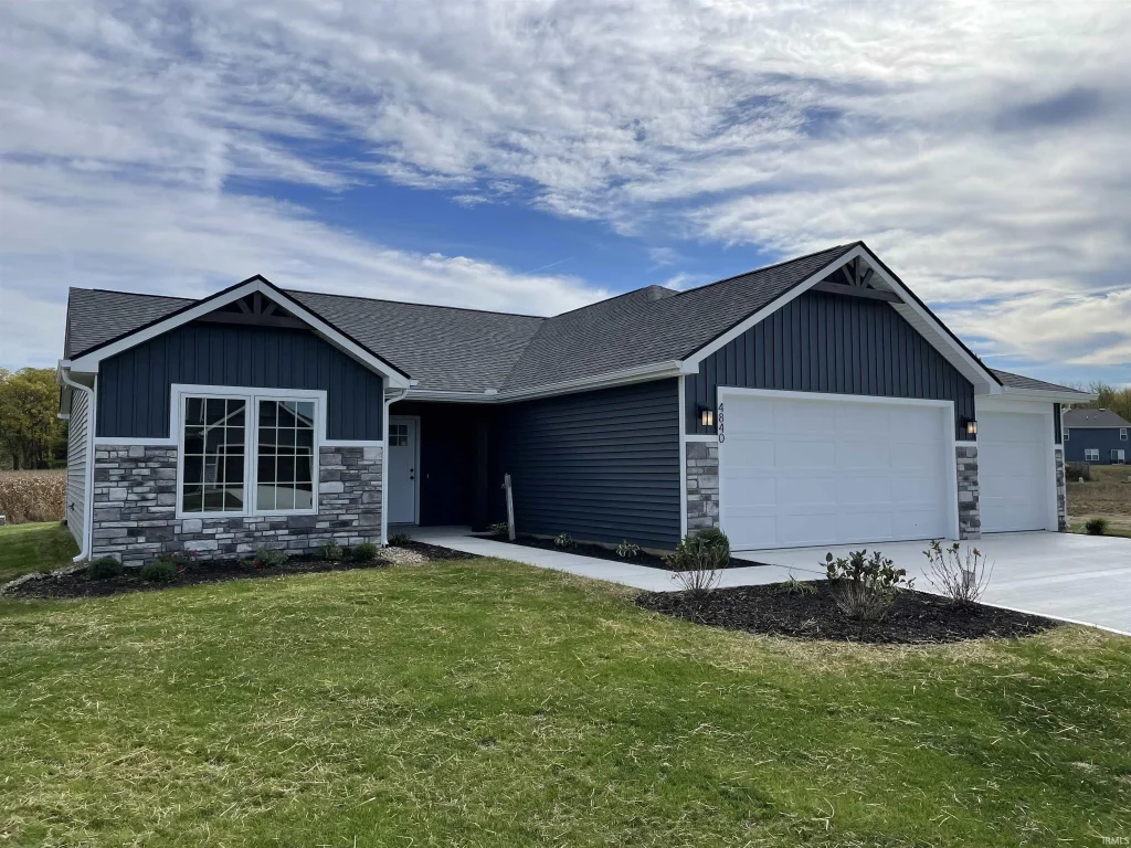 4840 Whittlebury Drive, Fort Wayne