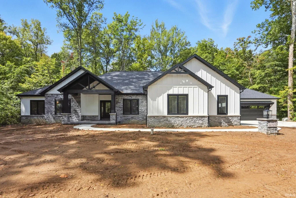 16729 Darling Road, Woodburn