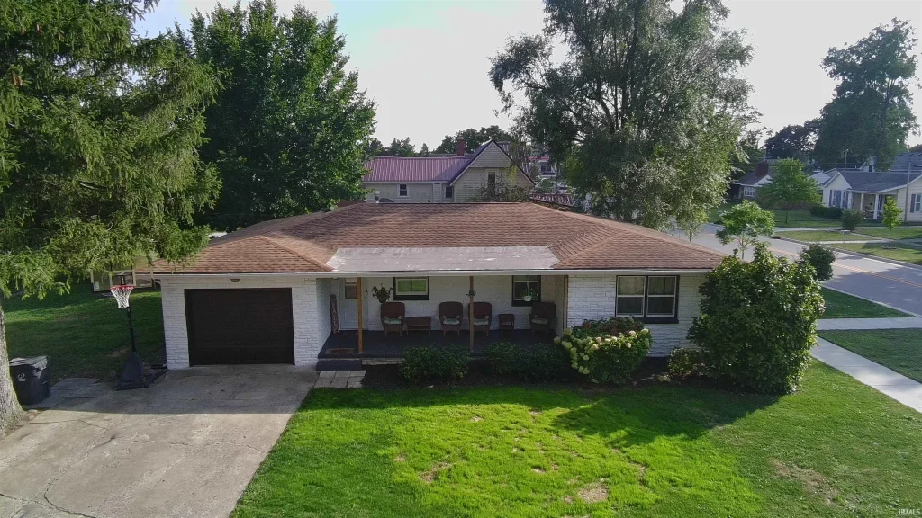 307 N Washington Avenue, Fowler