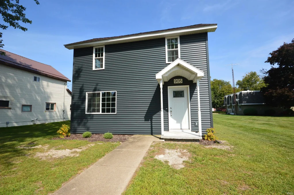 905 Vanburen Street, Walkerton