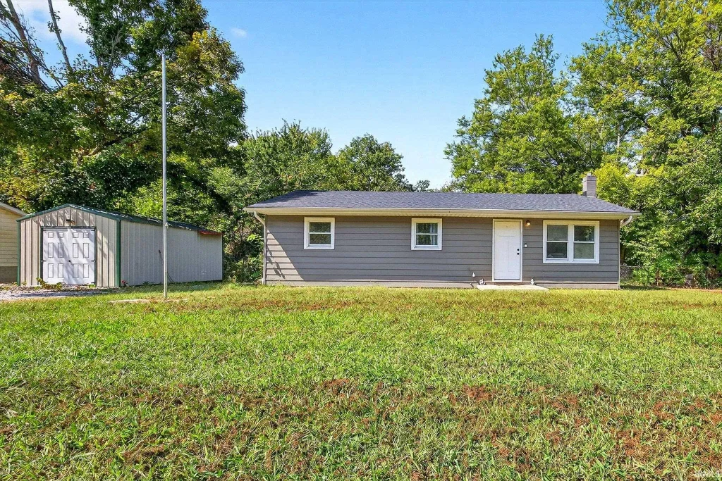 7100 S Shields Ridge Road, Bloomington