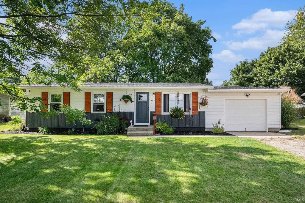 463 N Benton, Millersburg