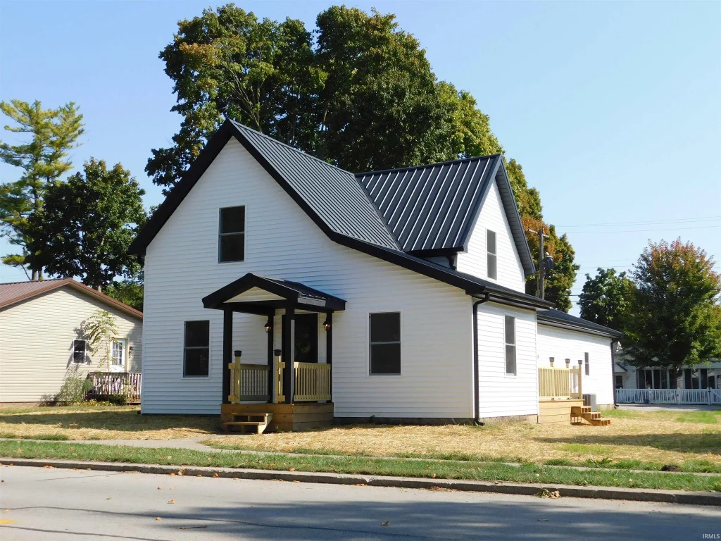 311 N Mishawaka St, Akron