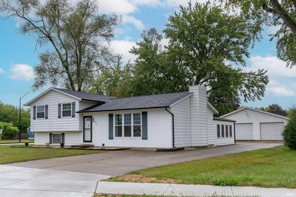 3914 Vistula Road, Mishawaka