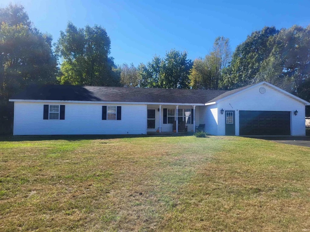 8715 E Long Lane, Knox