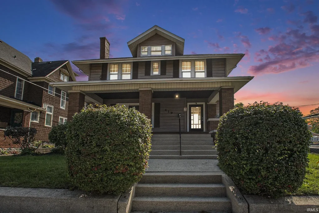 419 W High Street, Elkhart