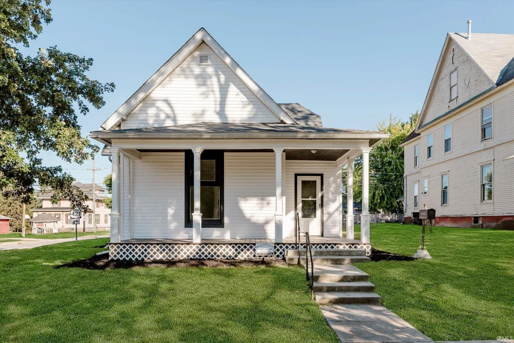 1059 N Main Street, Frankfort
