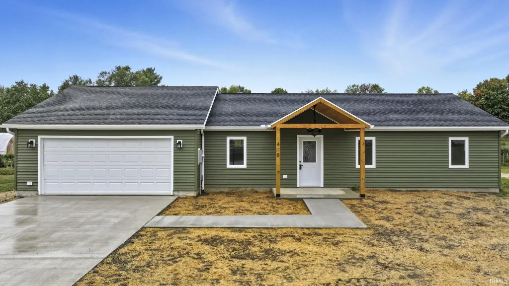 418 S Washington Street, Pierceton