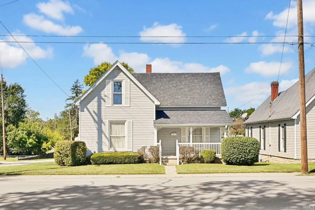 2127 Washington Avenue, Bedford