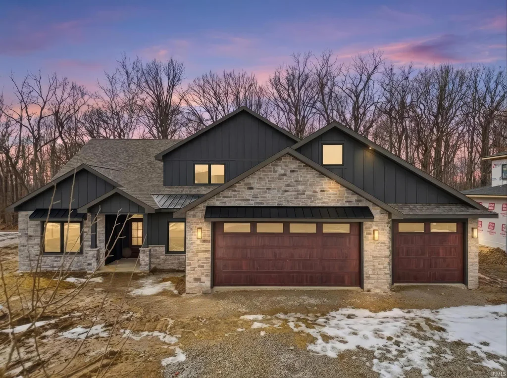 8549 Artemis Lane, Fort Wayne
