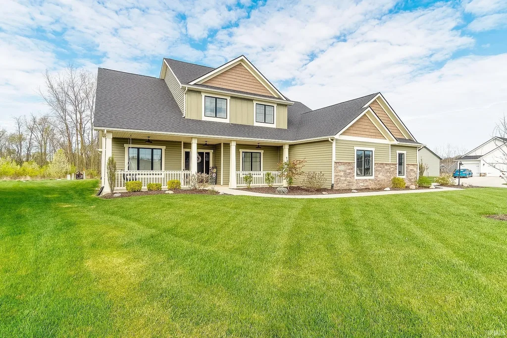 15293 Leo Creek Boulevard, Leo